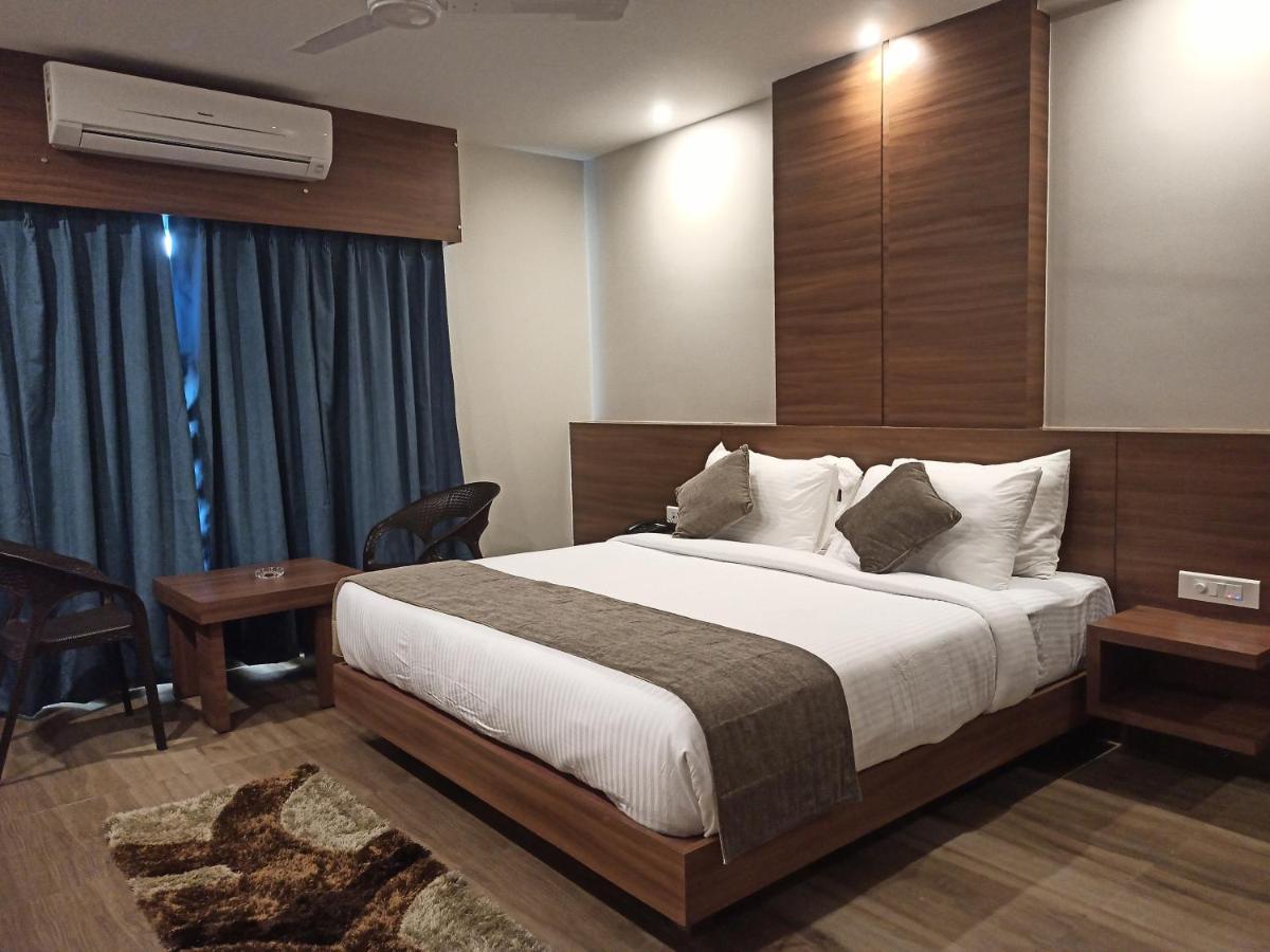 Hotel Tree Fern Dibrugarh Εξωτερικό φωτογραφία
