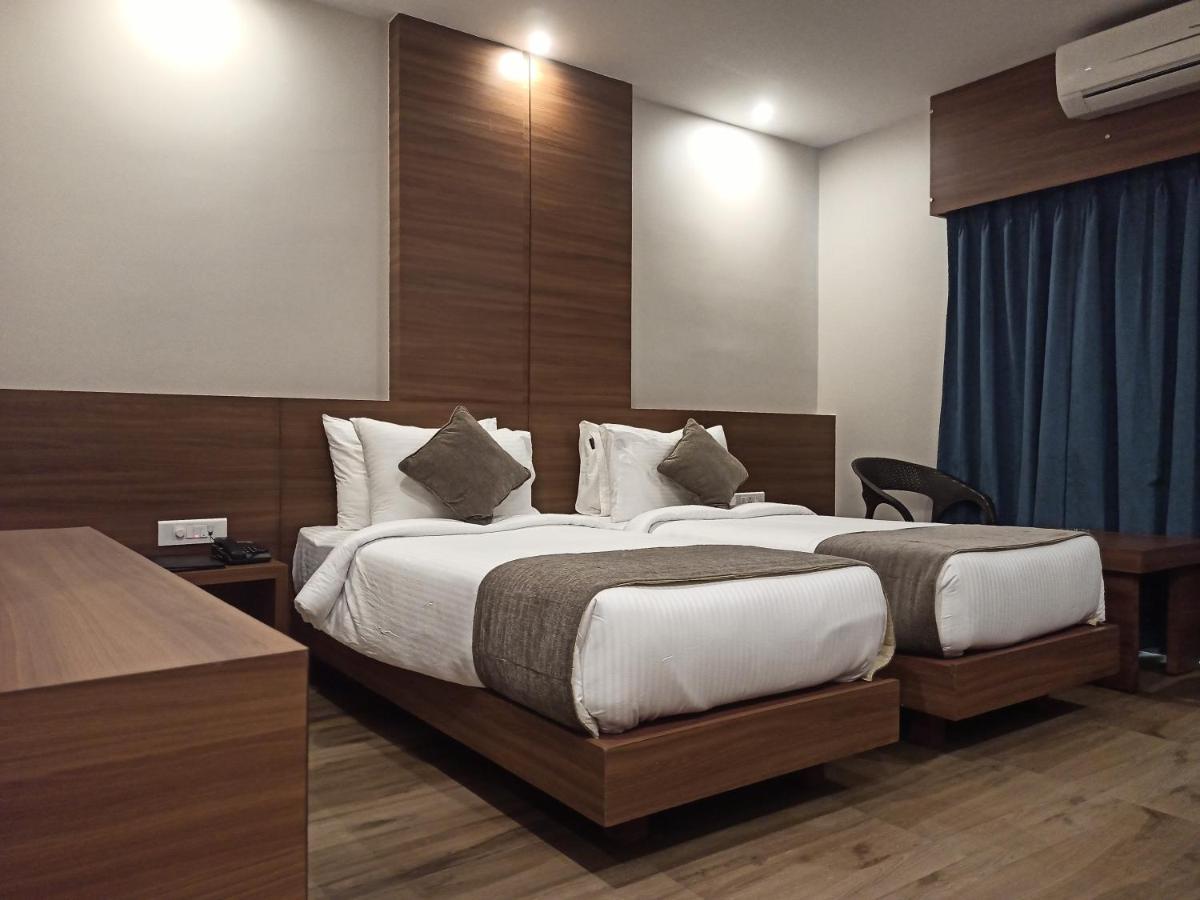 Hotel Tree Fern Dibrugarh Εξωτερικό φωτογραφία