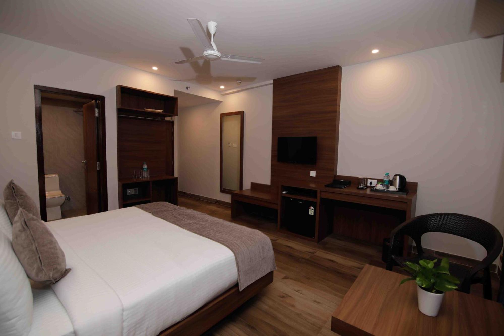 Hotel Tree Fern Dibrugarh Εξωτερικό φωτογραφία